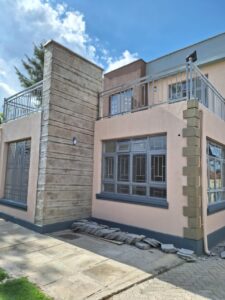 3 Bedroom All-Ensuite House for Sale in Joska